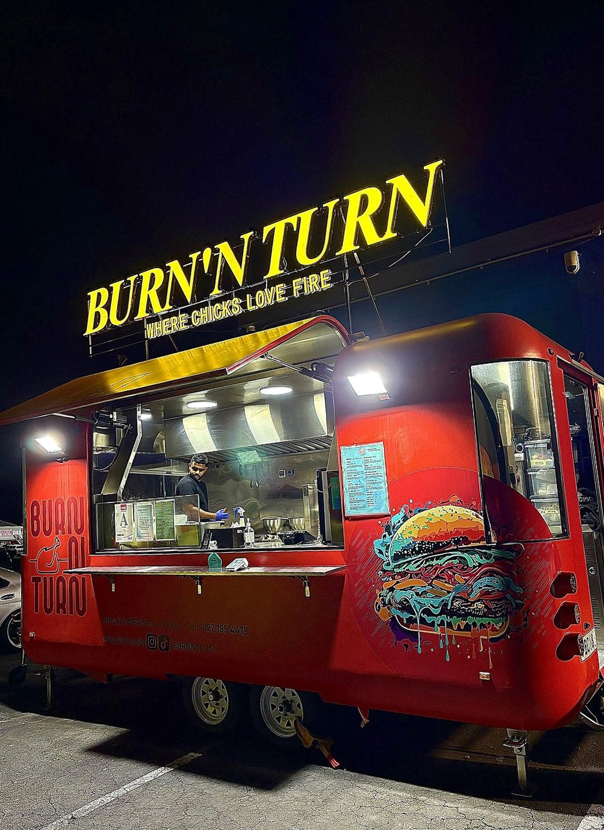 Burn N Turn food trailer at night on Target Road Wairau Valley Auckland